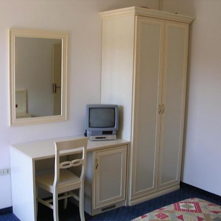 Hotel Rosalpina Riva Zewnętrze zdjęcie