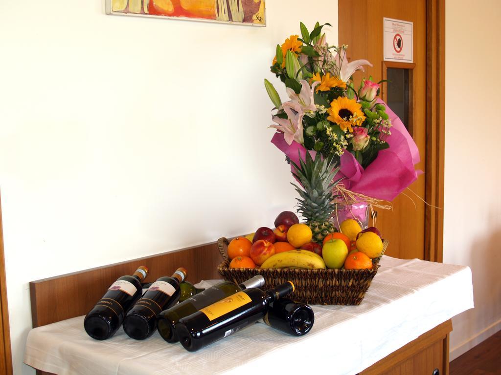 Hotel Rosalpina Riva Zewnętrze zdjęcie