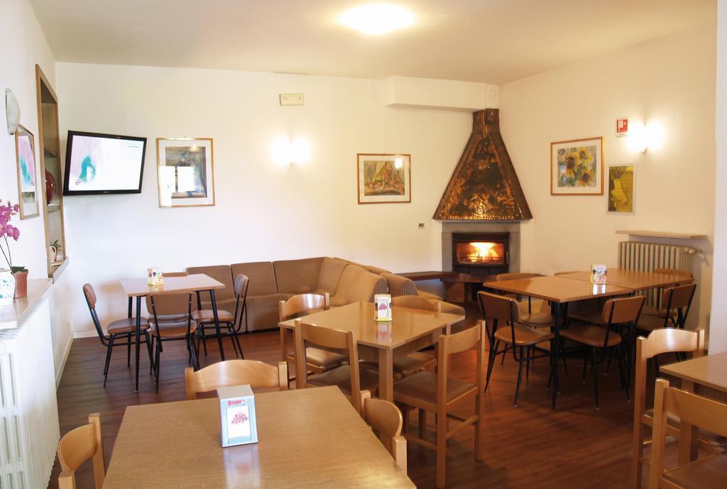 Hotel Rosalpina Riva Zewnętrze zdjęcie