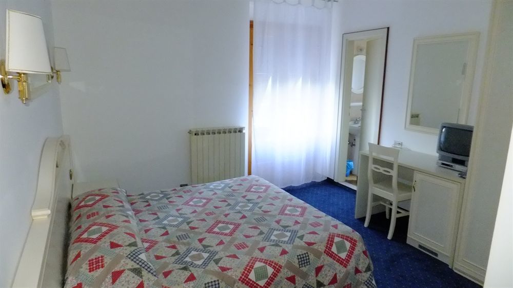 Hotel Rosalpina Riva Zewnętrze zdjęcie