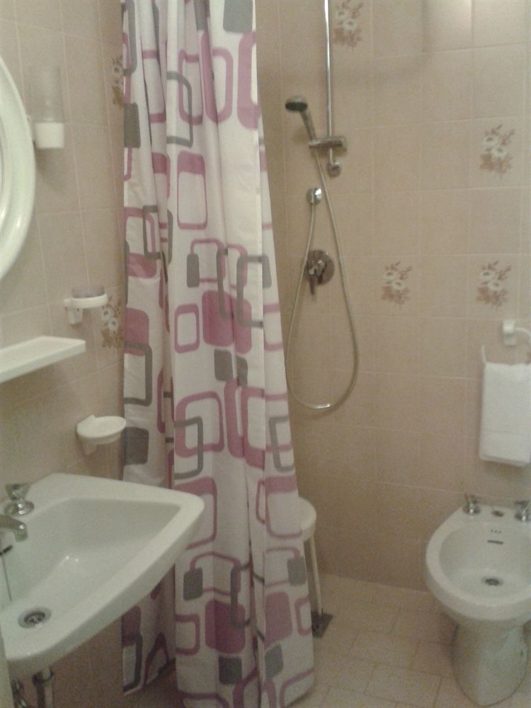 Hotel Rosalpina Riva Zewnętrze zdjęcie