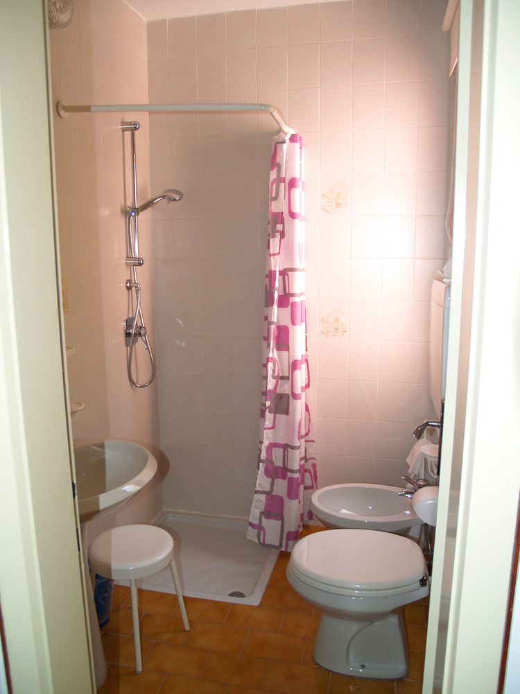 Hotel Rosalpina Riva Zewnętrze zdjęcie